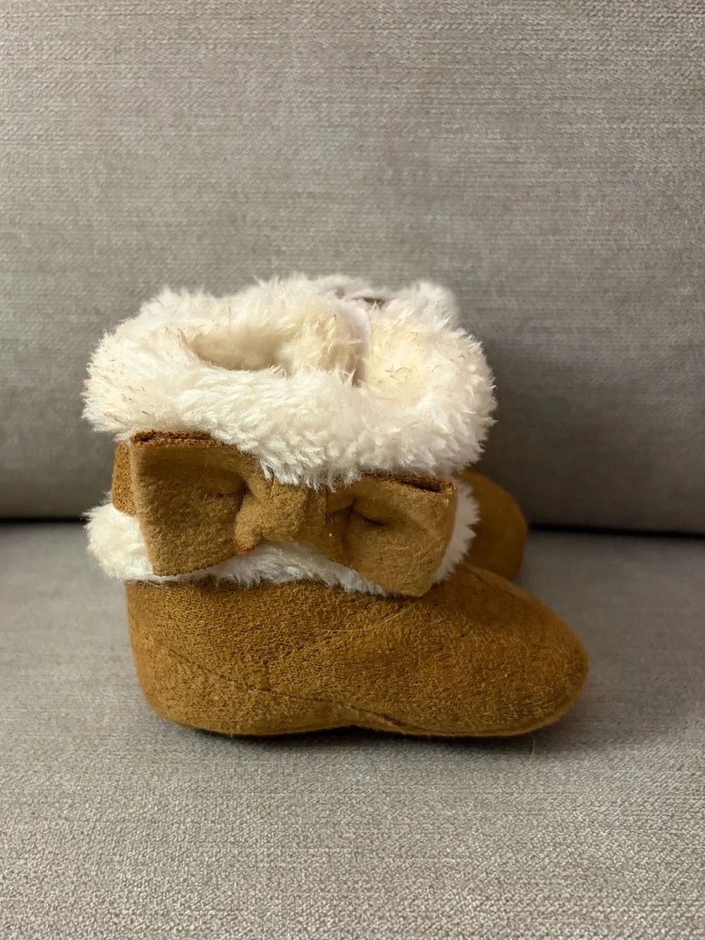 Cozy Faux-Suede Baby Booties with Fur Trim and Bow - Camel